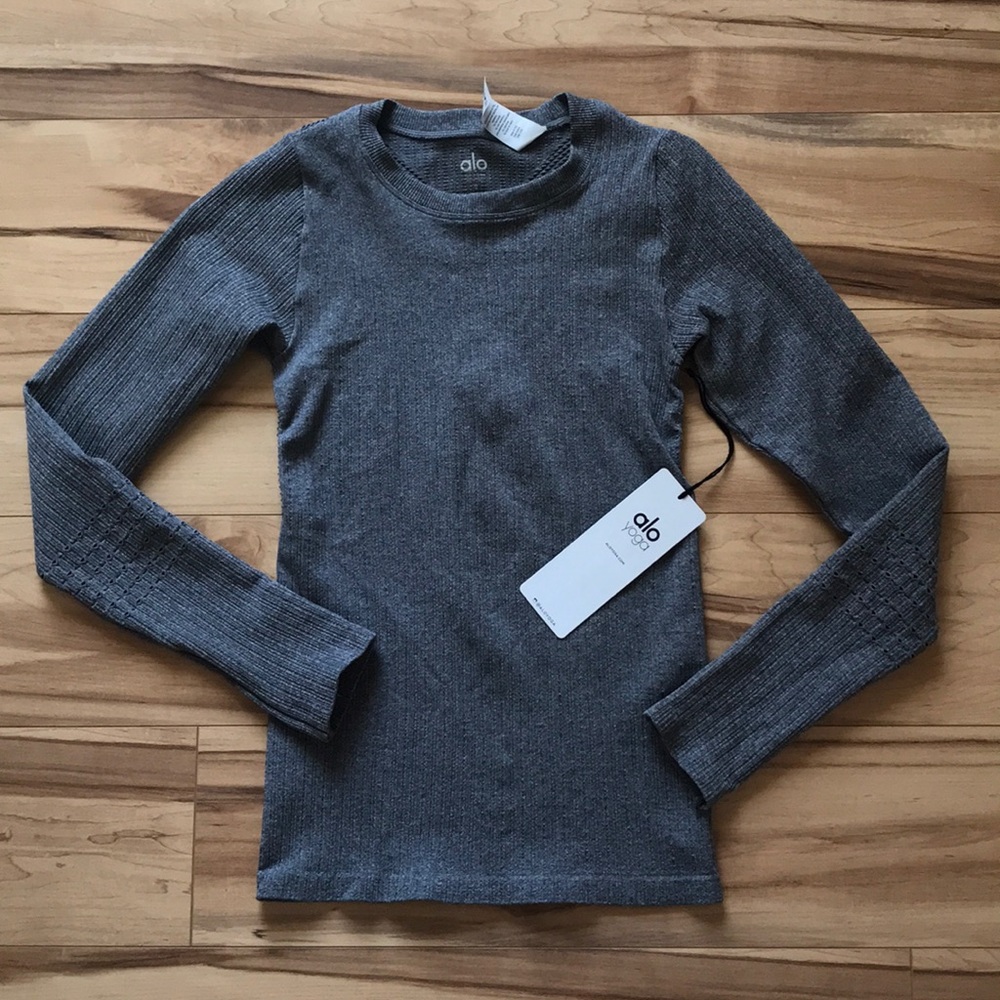 Alo Yoga Exhale Long Sleeve Top